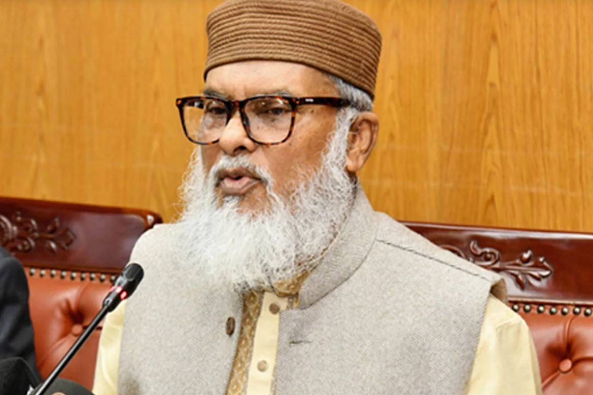 বিশ্ব ইজতেমার সময় পরিবর্তন ঝুঁকি এড়াতে সরকার কী কৌশল নিল,জানালেন ধর্ম উপদেষ্টা