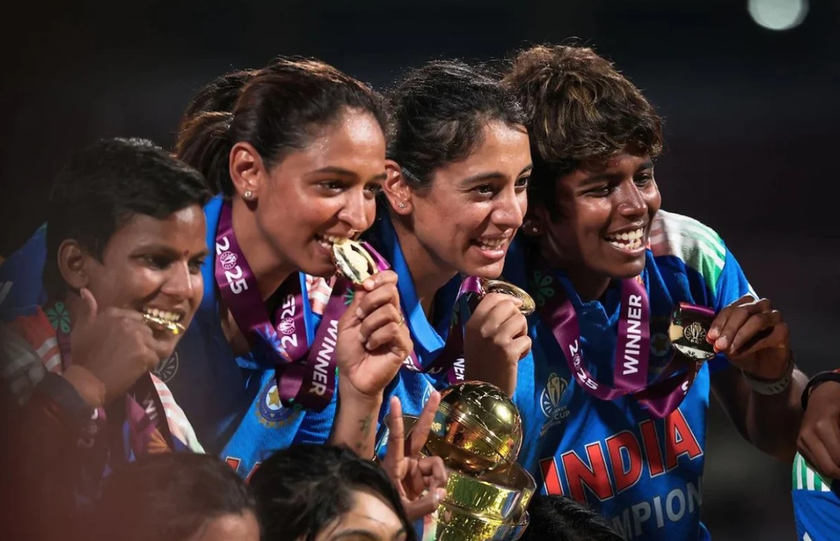 চ্যাম্পিয়ন ভারতীয় নারী ক্রিকেটারদের পুরস্কারে বাজিমাত