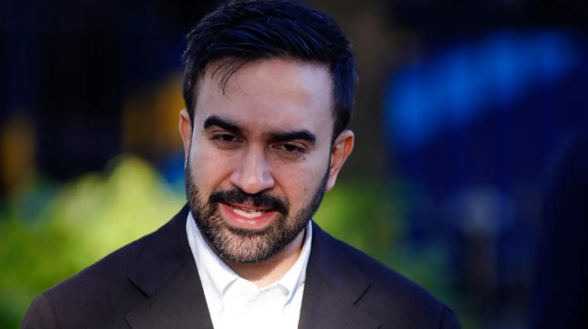 ইতিহাস সৃষ্টিকারী কে এই জোহরান মামদানি? যিনি প্রথম মুসলিম ও সর্বকনিষ্ঠ মেয়র হতে চলেছেন