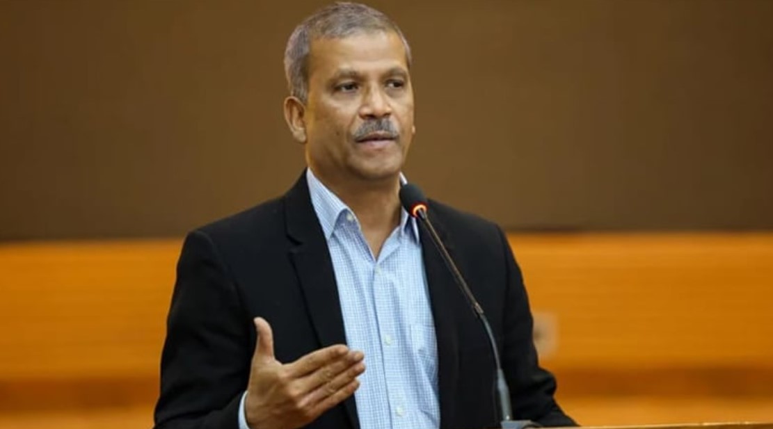 আইন উপদেষ্টা আসিফ নজরুলের রাজশাহী সফর: নির্বাচনের প্রসঙ্গ এড়িয়ে টিটিসি পরিদর্শন