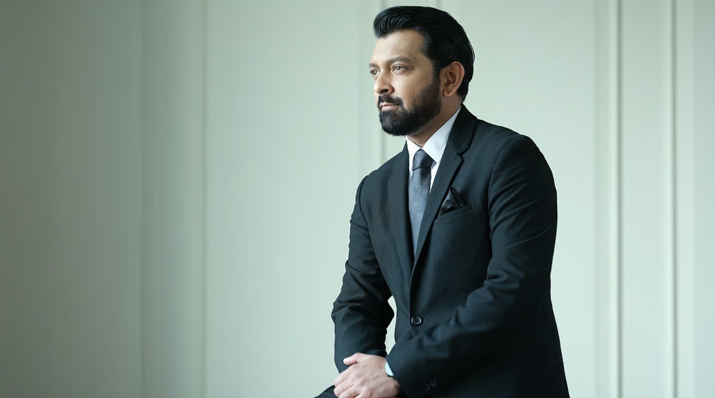 তাহসান কি রাজনীতিতে আসছেন? শোবিজে জোর গুঞ্জন!