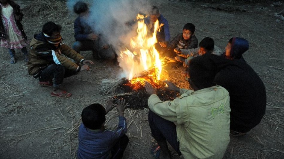 ১৭ জেলার তাপমাত্রা ১২ থেকে ১৪ ডিগ্রি সেলসিয়াসে নামার পূর্বাভাস