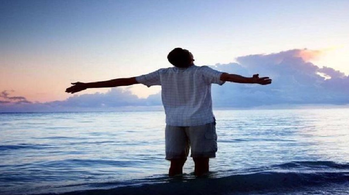 আজ বিশ্ব ব্যাচেলর দিবস: একাকীত্ব নয়, স্বাধীনতার উৎসব