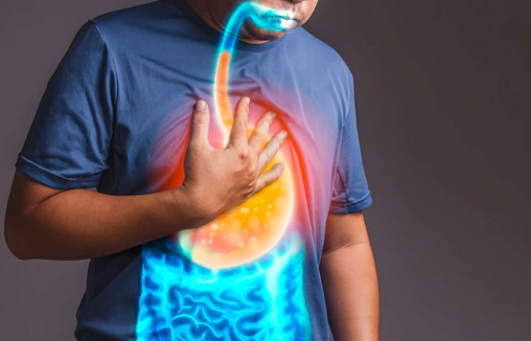 বুকে জ্বালাপোড়া সামান্য নয়, কখন বুঝবেন এটি প্রাণঘাতী সমস্যার সংকেত?