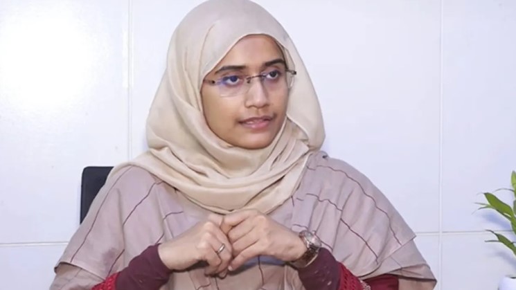 সংকট সমাধানে দায় এড়াচ্ছেন প্রধান উপদেষ্টা: সামান্তা শারমিন