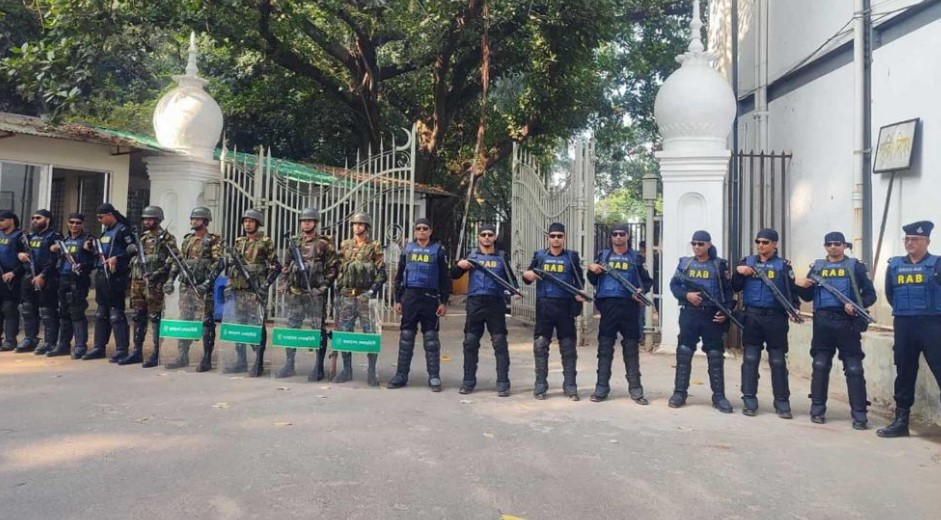 শেখ হাসিনার মামলার রায় ঘিরে ঢাকা জুড়ে সতর্কতা