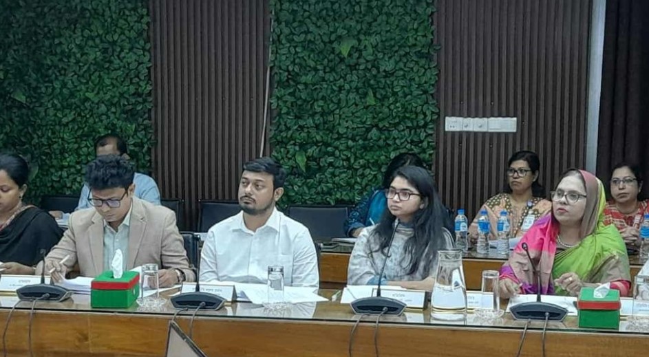 খালেদা জিয়া প্রধান,তারেকের ছবি ব্যবহার করলে কী হবে? ইসির সক্ষমতা নিয়ে এনসিপির প্রশ্ন