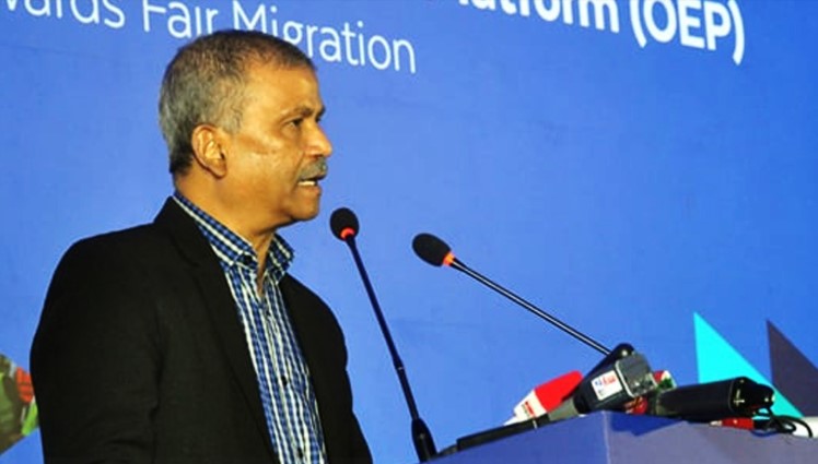 বিদেশযাত্রায় দালালের দৌরাত্ম্য কমবে? চালু হলো নতুন ডিজিটাল প্ল্যাটফর্ম ‘ওইপি’