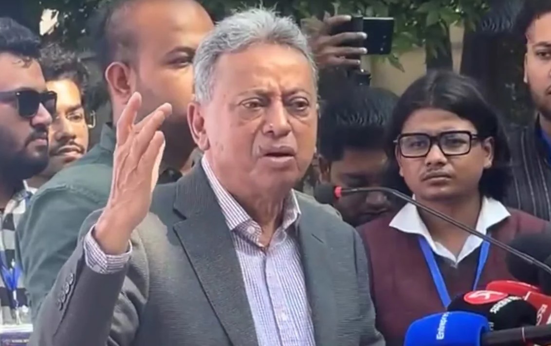 তত্ত্বাবধায়ক ব্যবস্থা নিয়ে বিএনপির ভাবনা, ঢাবিতে স্পষ্ট করলেন আমীর খসরু