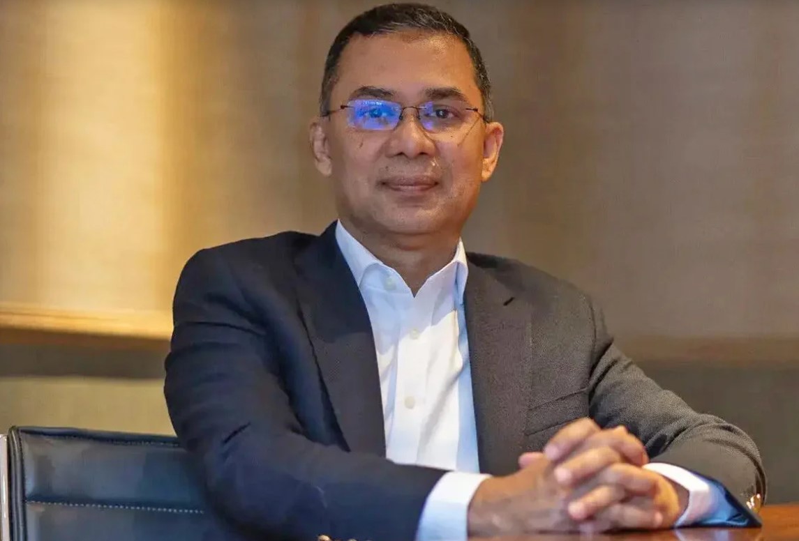 প্রপাগান্ডা আর ষড়যন্ত্র পেরিয়ে জনতার কাতারে: জন্মদিনে তারেক রহমানকে নিয়ে ভাবনা