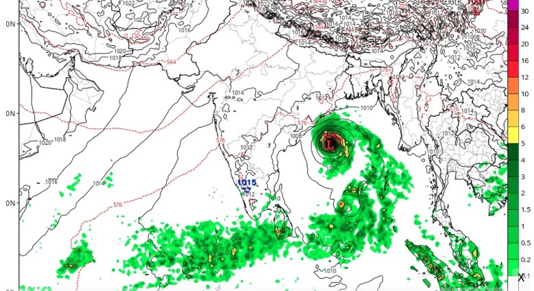 সাগরে ঘূর্ণিঝড় সৃষ্টির প্রবল আশঙ্কা ও উপকূল অতিক্রমের সম্ভাব্য সময় নিয়ে নতুন তথ্য