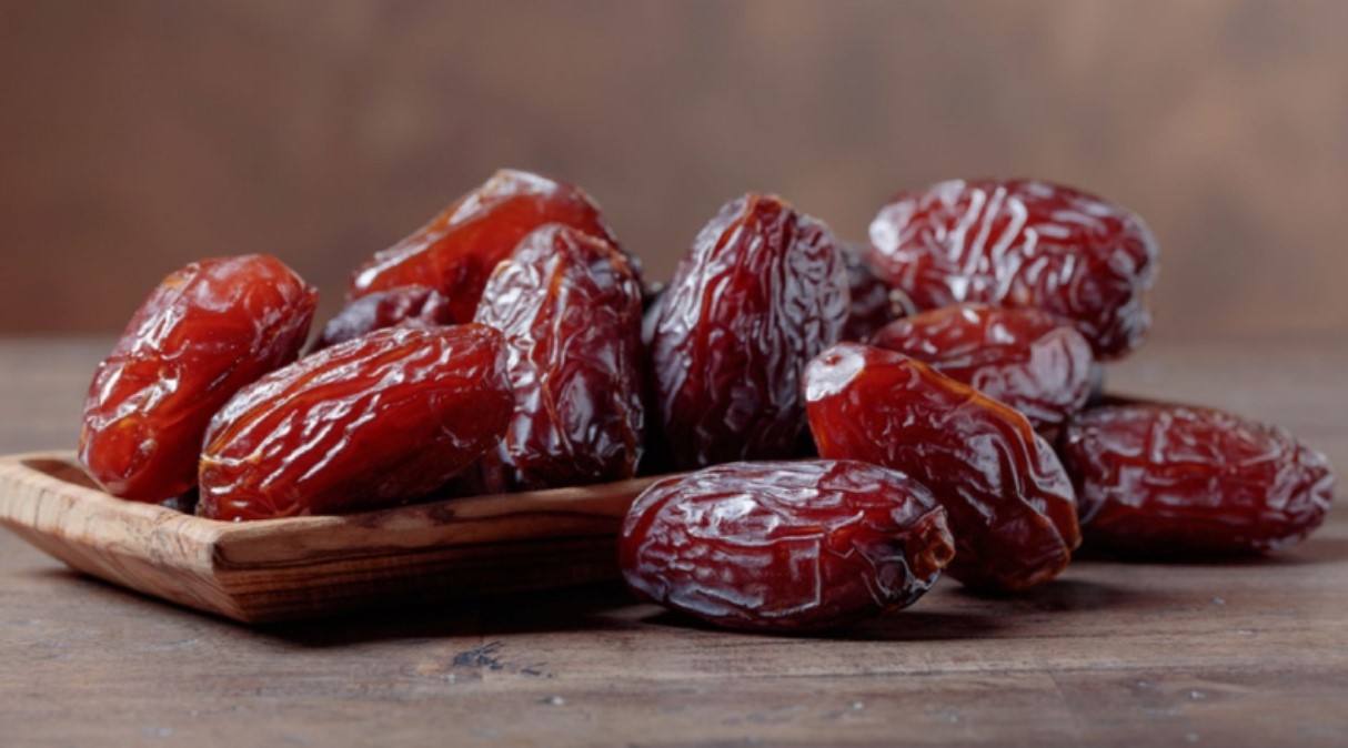 রমজান ছাড়াও সারা বছর খেজুর খাওয়ার যে সাতটি বড় স্বাস্থ্যগুণের কথা বলছেন পুষ্টিবিদরা