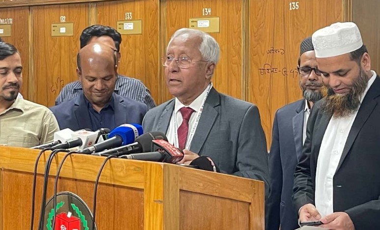 মাঝরাতের পর থেকেই বদলে যাচ্ছে প্রবাসীদের ভোটার হওয়ার নিয়ম