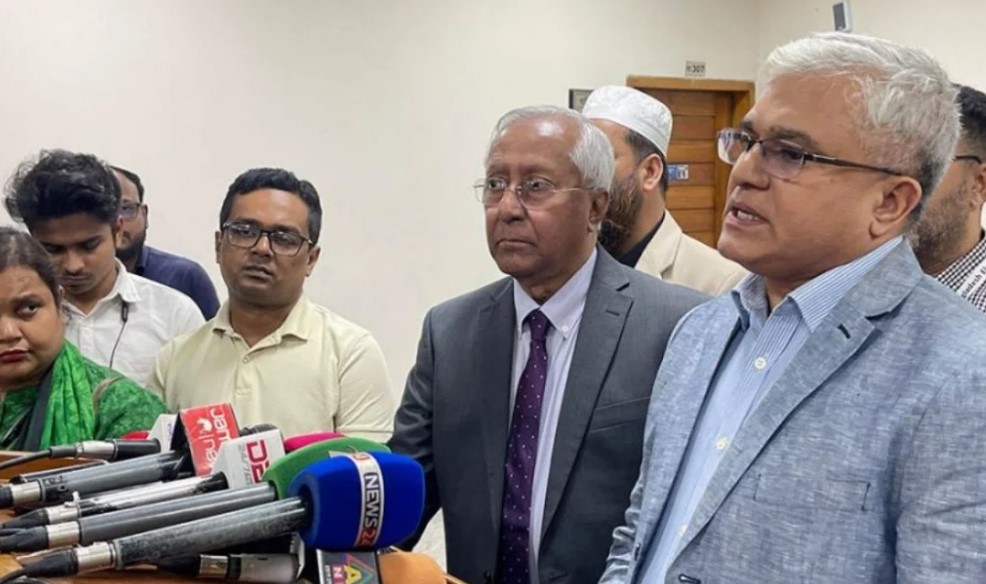 বিশ্বজুড়ে সুযোগ মিললেও ঠিকানার গেরোয় আটকে গেল ৭ দেশের প্রবাসীদের ভোট