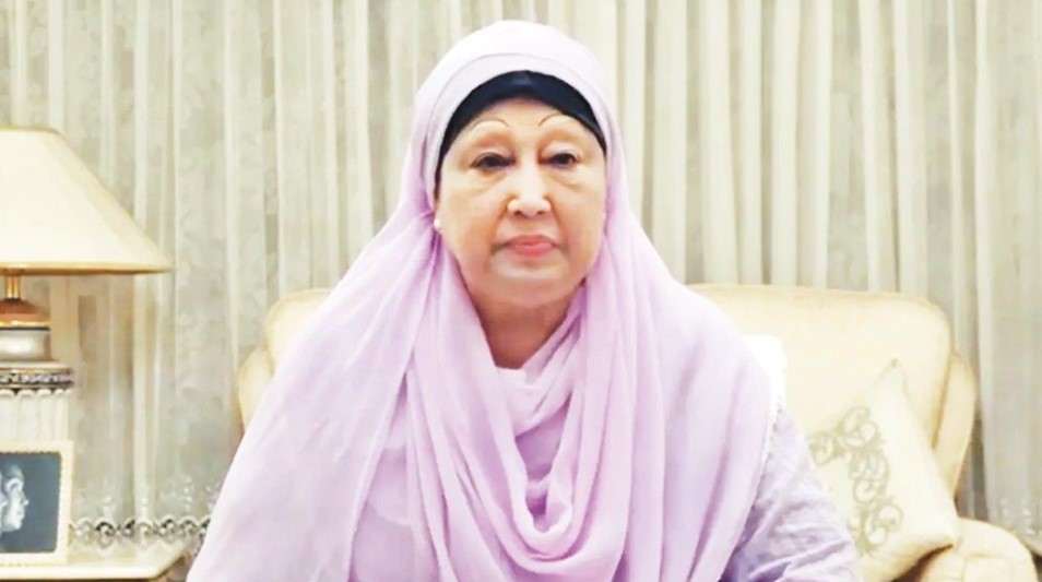 সিসিইউতে নিবিড় পর্যবেক্ষণে খালেদা জিয়া, দেশজুড়ে সুস্থতা কামনায় দোয়া