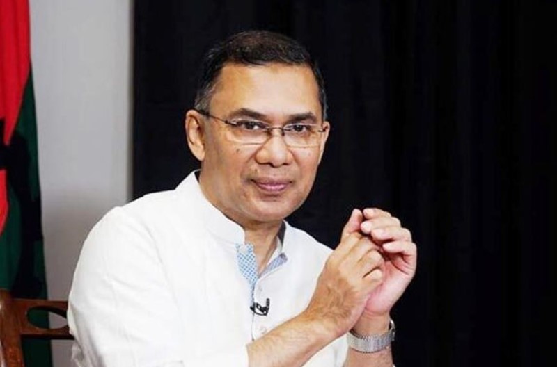 সরকার বলছে বাধা নেই তবু অদৃশ্য সুতোর টানে আটকে আছে তারেক রহমানের ফেরা