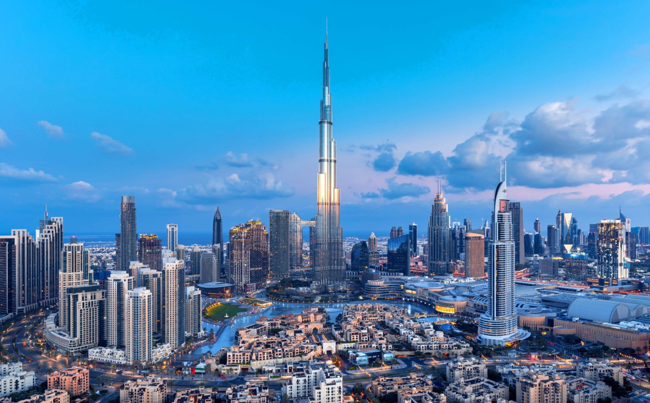 যে শর্তে মিলবে সংযুক্ত আরব আমিরাতের গোল্ডেন ভিসা