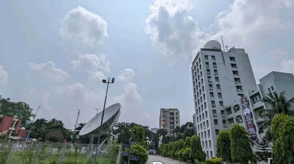 সূর্যাস্ত ও সূর্যোদয়ের সময়সূচিসহ শুক্রবারের আবহাওয়ার সর্বশেষ আপডেট