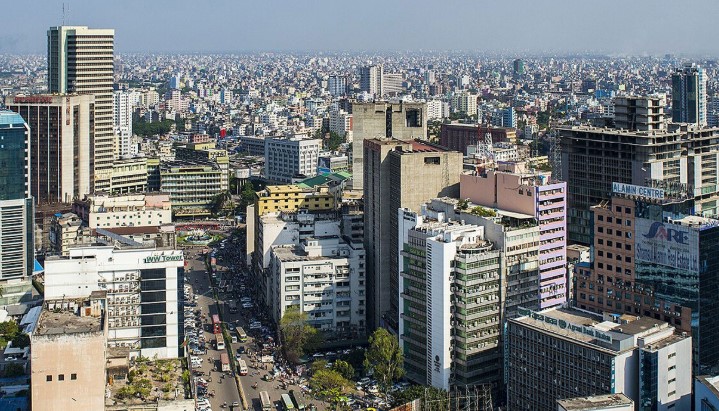যানজট এড়াতে বাসা থেকে বের হওয়ার আগে জেনে নিন আজ রাজধানীর কোথায় কী?