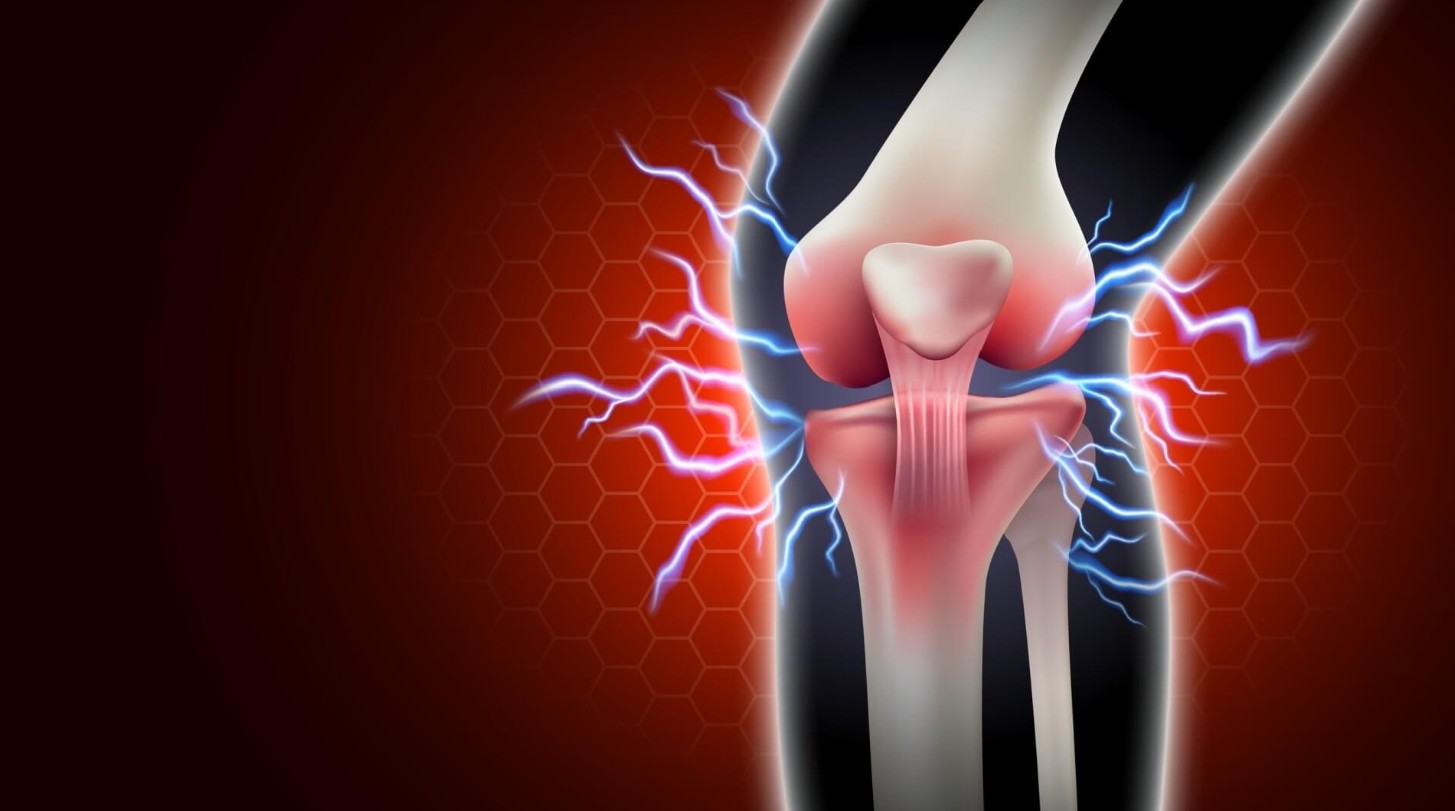 ঠান্ডায় জয়েন্ট পেইন বাড়ে কেন এবং কীভাবে কমাবেন