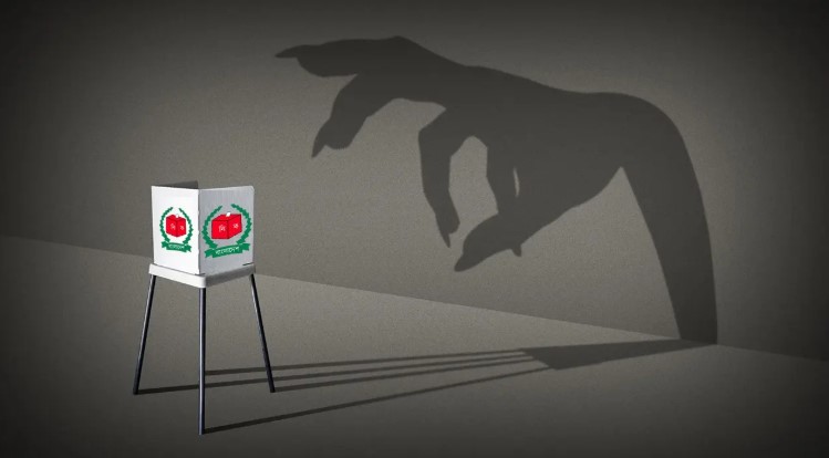 অবৈধ অস্ত্রের ঝনঝনানিতে কাঁপছে ভোটের মাঠ