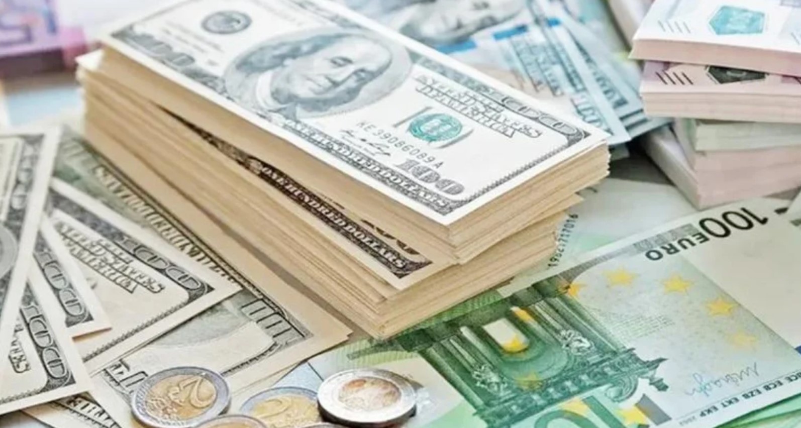 প্রবাসীদের জন্য জরুরি খবর, জেনে নিন আজকের মুদ্রা বিনিময় হার