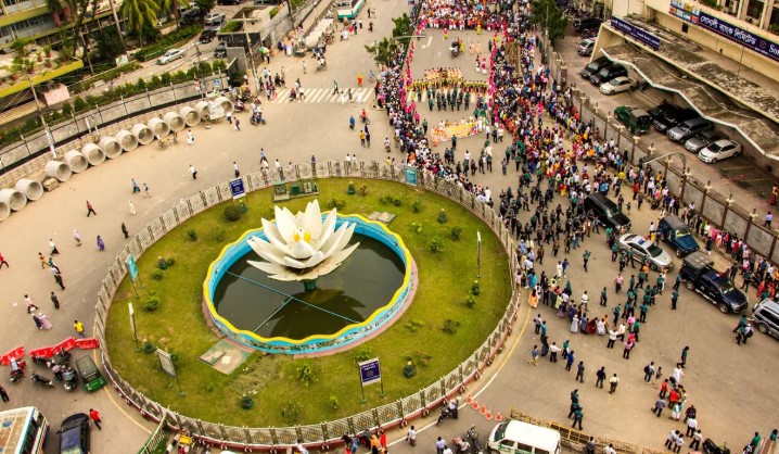 রাস্তায় নামার আগে দেখুন রাজধানীর আজকের কর্মসূচি