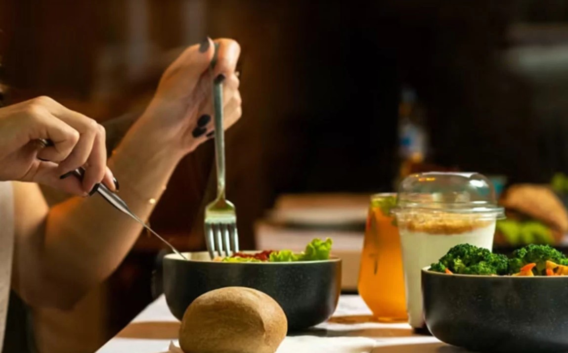  অনিদ্রা ও ক্লান্তি দূর হবে: রাতে ঘুমানোর আগে সেরা ৫টি খাবারের তালিকা