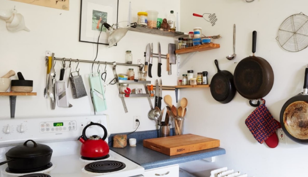 রান্নাঘরের যে ৫টি জিনিস নিঃশব্দে শরীরে বিষ ছড়াচ্ছে