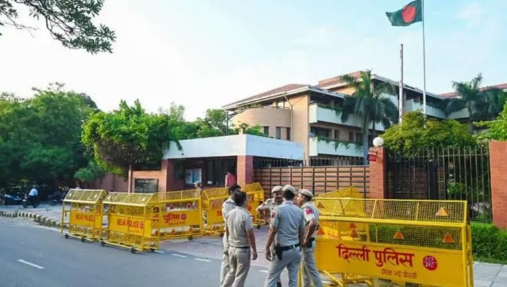 হামলা ও বিক্ষোভের জেরে দিল্লিতে বাংলাদেশ দূতাবাসের বড় পদক্ষেপ