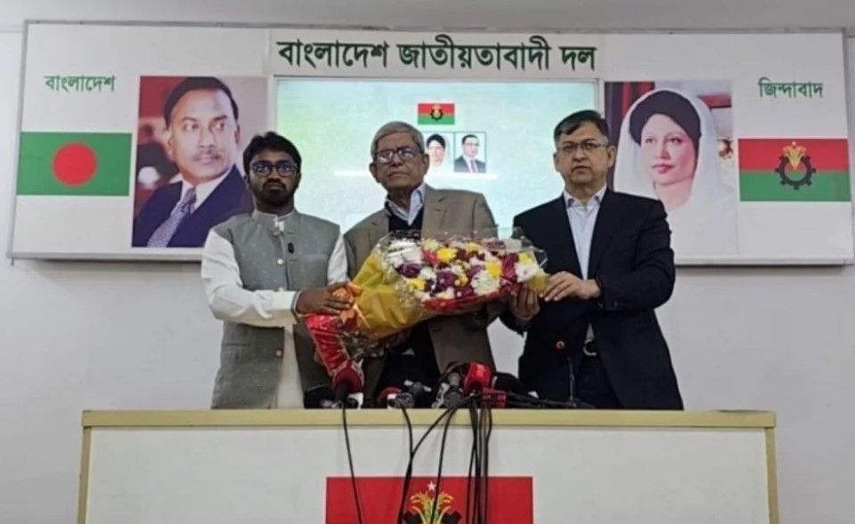 গণঅধিকার পরিষদ ছেড়ে বিএনপিতে রাশেদ খাঁনের নাটকীয় যোগদান