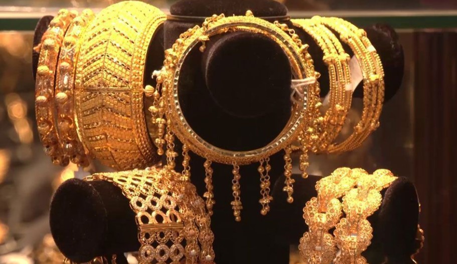 স্বর্ণের বাজারে আগুন: মঙ্গলবার থেকে কার্যকর হচ্ছে নতুন দাম