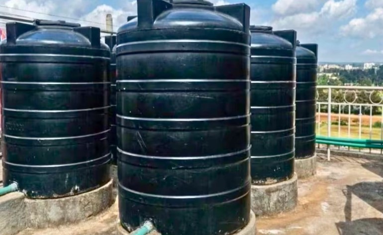 গিজার লাগবে না! বিনা খরচে ছাদের ট্যাংকের পানি উষ্ণ রাখার ৫টি ঘরোয়া উপায়