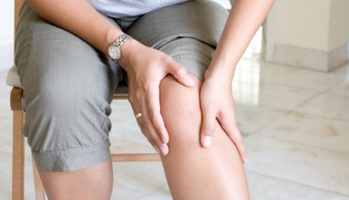 শরীরে ভিটামিন ডি কমে যাওয়ার লক্ষণ, বাড়াবেন যেভাবে