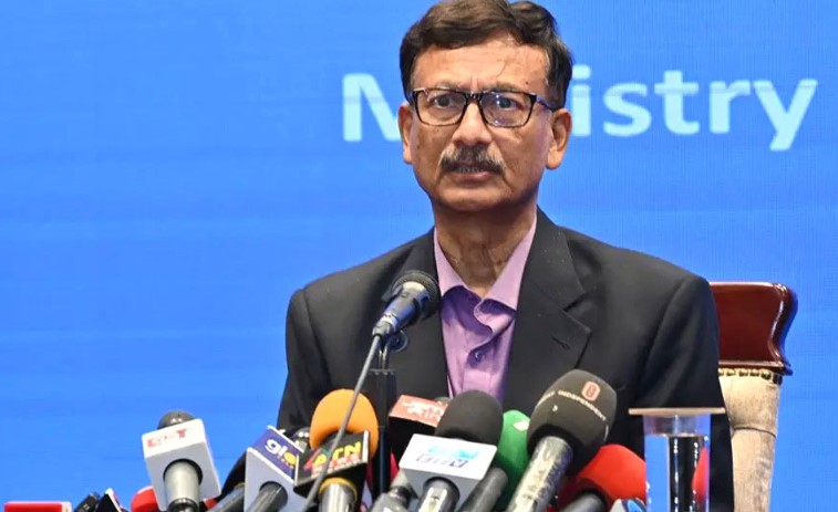 অন-অ্যারাইভাল ভিসা স্থগিত ঘোষণা