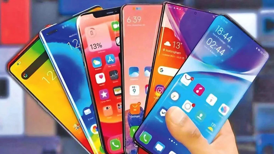 স্মার্টফোন এখন আরও হাতের নাগালে: ৪০ হাজার টাকার ফোনে ছাড় ৮ হাজার