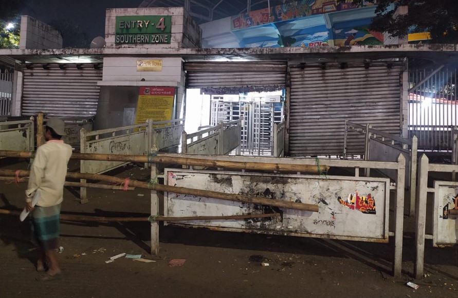 মিরপুর শেরেবাংলা জাতীয় স্টেডিয়ামের চার পাশে থম থমে পরিবেশ