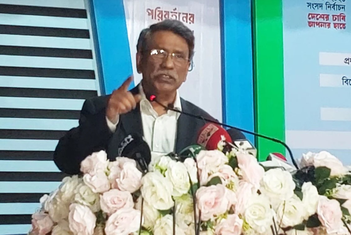 এক ব্যক্তির শাসন রুখতে ‘হ্যাঁ’ ভোট কেন জরুরি? জানালেন আলী রীয়াজ