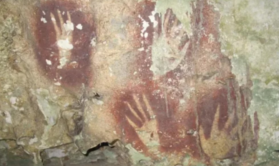 ইন্দোনেশিয়ার গুহায় মিলল বিশ্বের প্রাচীনতম শৈল্পিক স্বাক্ষর
