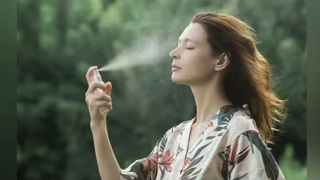 শীতের ভ্রমণে সতেজ ত্বক: মেনে চলুন সহজ কিছু জাদুকরী কৌশল