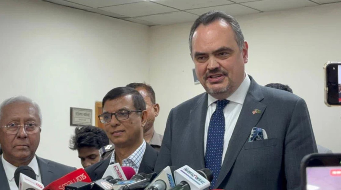 ১২ ফেব্রুয়ারির ফলের অপেক্ষায় ওয়াশিংটন: মার্কিন রাষ্ট্রদূত