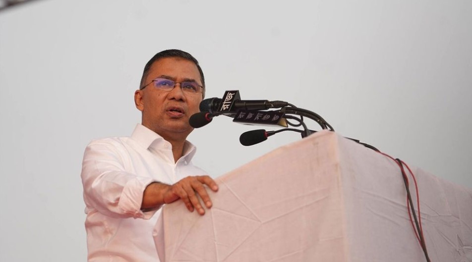 মাদ্রাসা মাঠে ইতিহাস গড়ার প্রস্তুতি: তারেক রহমানের আগমন ঘিরে প্রস্তুত রাজশাহী