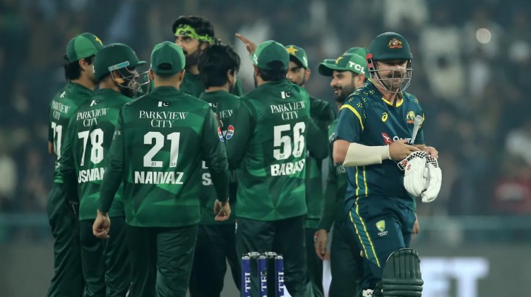 বিশ্বকাপের আগে অস্ট্রেলিয়াকে বড় বার্তা দিল পাকিস্তান