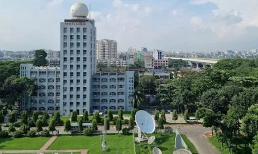 জেনে নিন আজকের আবহাওয়ার হালচাল