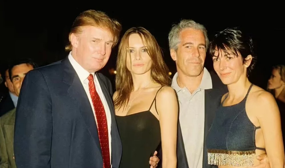 ট্রাম্পকে নিয়ে চাঞ্চল্যকর দাবি কুখ্যাত এপস্টেইনের; ফাঁস হলো গোপন নথি