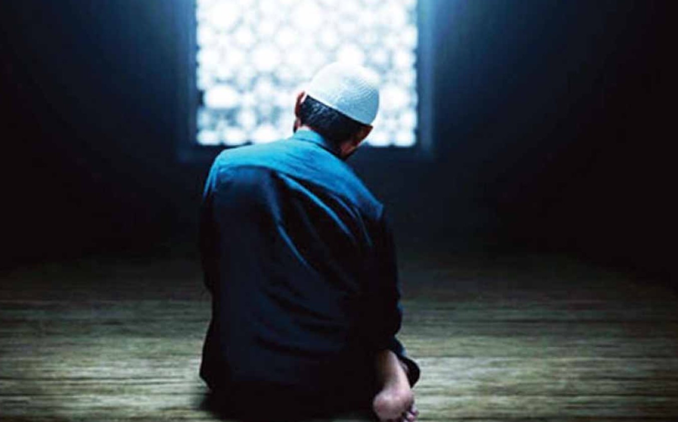 জেনে নিন ঢাকা ও পার্শ্ববর্তী এলাকার আজকের নামাজের ওয়াক্ত 