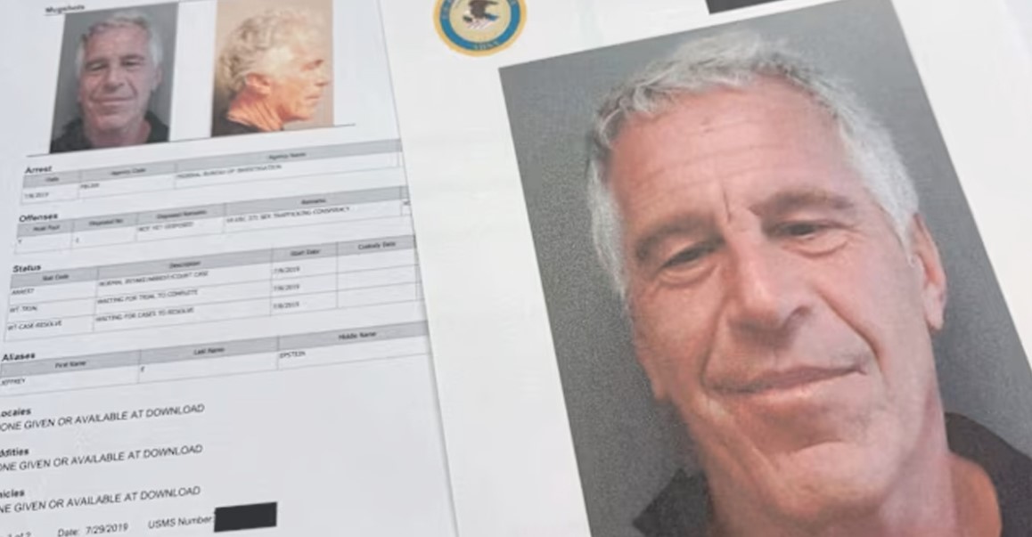 এপস্টেইন মারা যাননি, তিনি বেঁচে আছেন: সাবেক প্রেমিকার চাঞ্চল্যকর দাবি!