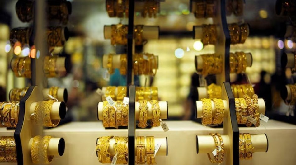 স্বর্ণের বাজারে নতুন অস্থিরতা: আজ থেকে কার্যকর স্বর্ণের নতুন চড়া দাম