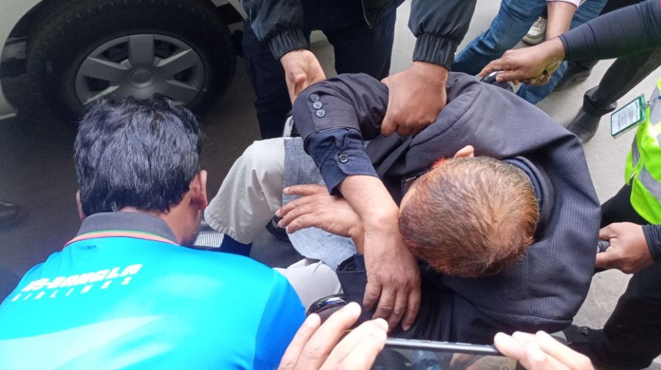 ৫০ নয়, জামায়াত নেতা বেলাল উদ্দিনের ব্যাগে ছিল ৭৪ লাখ টাকা 