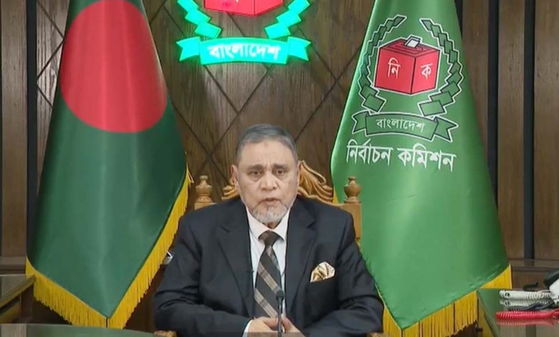 উৎসবের আমেজে ভোট দিন: শান্তি রক্ষায় দেশবাসীর সহযোগিতা চাইলেন সিইসি 